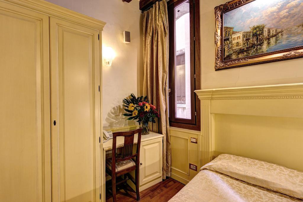 Affittacamere Palazzo La Scala 3*